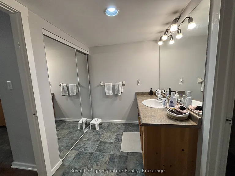 11 Dawson Dr #717 — Photo 18