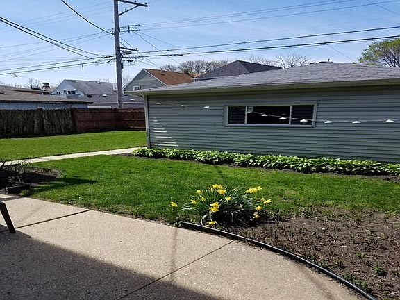 4th image of 4118 N Francisco Ave