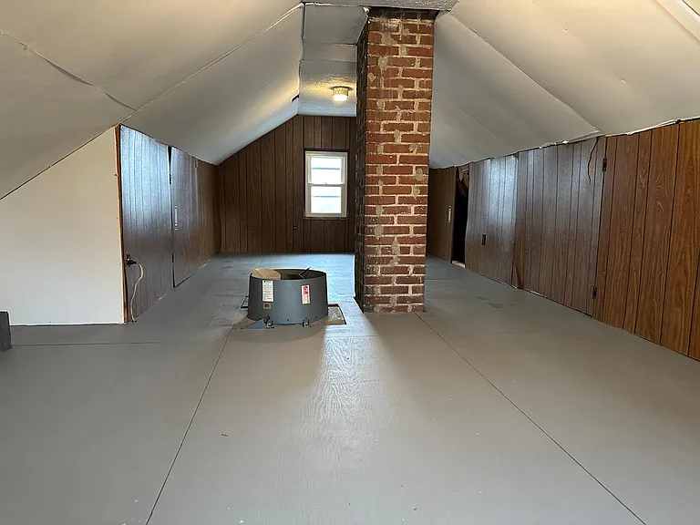 700 Iona Ave — Photo 21