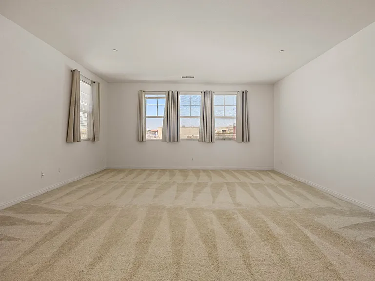 1805 Martinez Dr — Photo 18