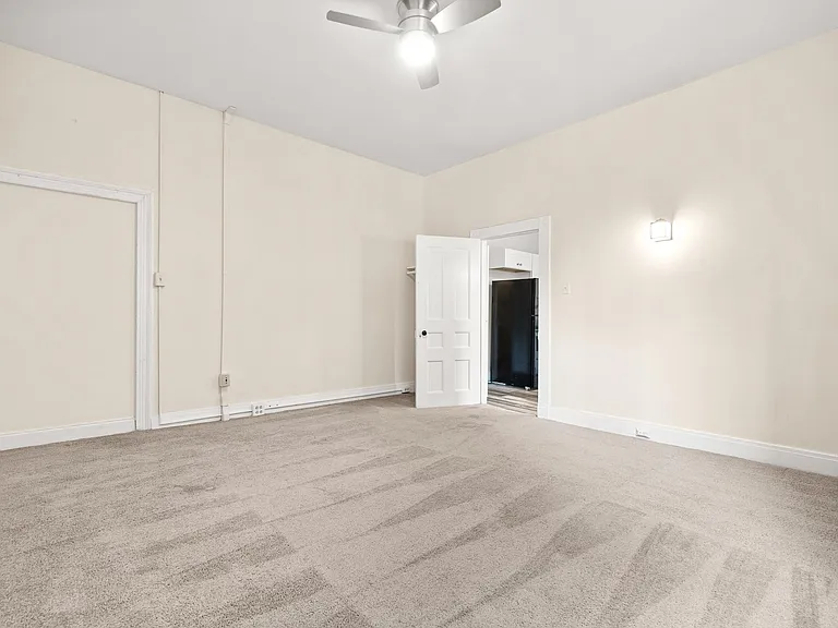 308 W Main St #U — Photo 9