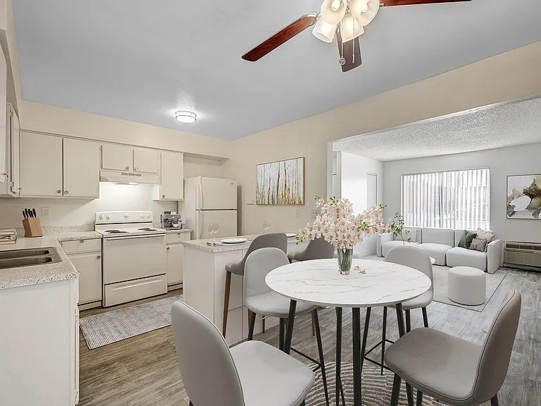 Lake Charlotte, Apartments For Rent in Las Vegas