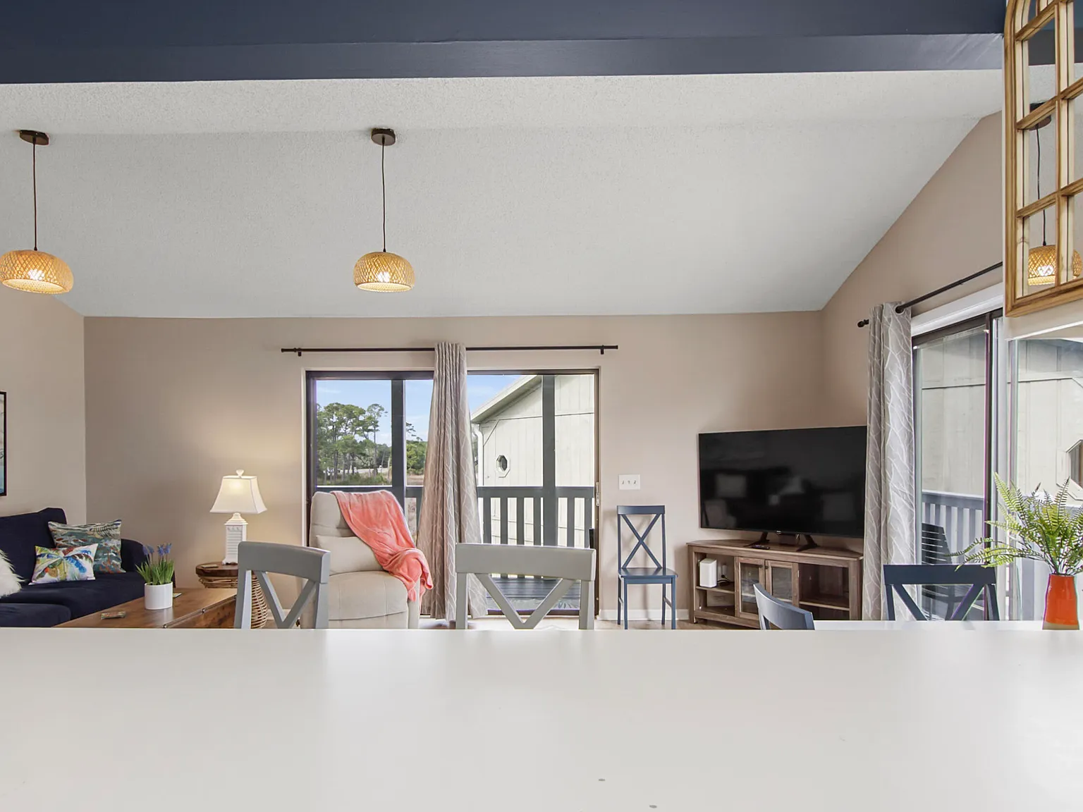 1 bed, 788 sqft, $1,500 — Photo 3