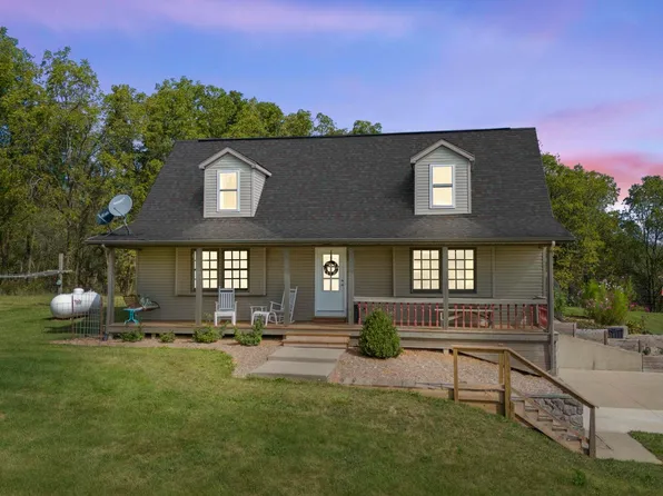 1700 W Waymire Rd, Pleasant Lake, IN 46779