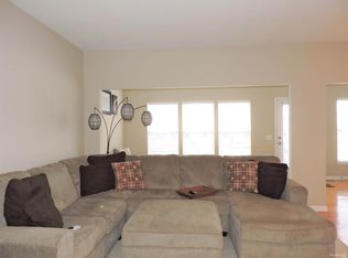 103 Ridgestone Ct, Berea, OH 44017