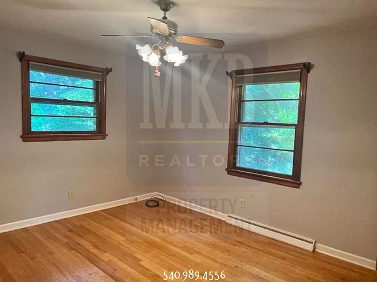 3203 Ledgewood Ave — Photo 13