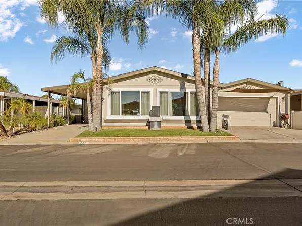 10961 Desert Lawn Dr Space 77, Calimesa, CA 92320