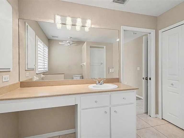 369 Salvador Dr — Photo 22