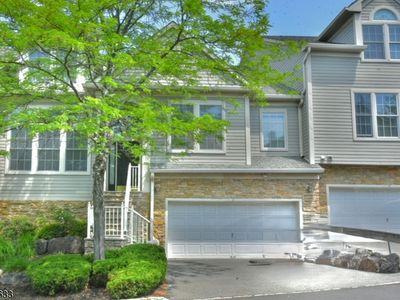 3 Skyview Dr, North Haledon, NJ, 07508