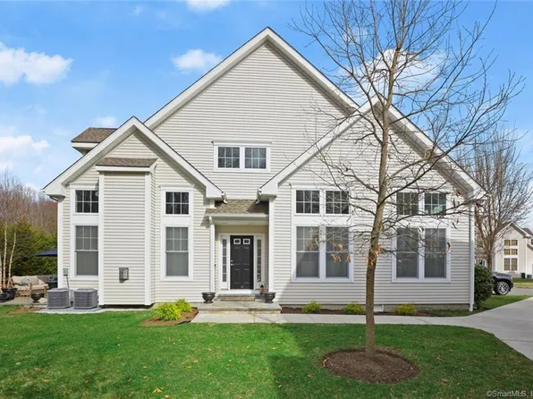 46 Copper Square Drive #46, Bethel, CT 06801
