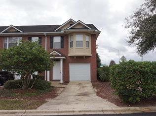9430 High Meadow Ln, Jacksonville, FL 32225
