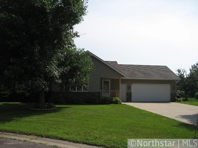 1st image of 112 Chatfield Cir