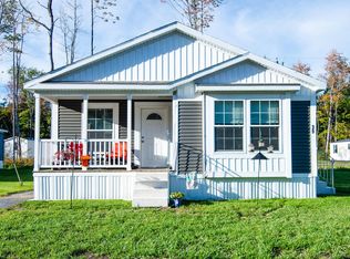 39 Punky Ln, Waterville, ME 04901