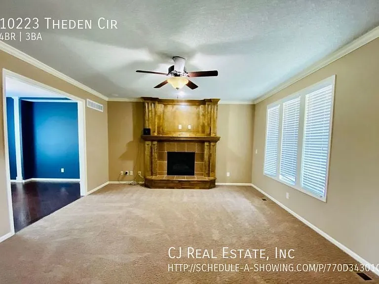 10223 Theden Cir — Photo 2