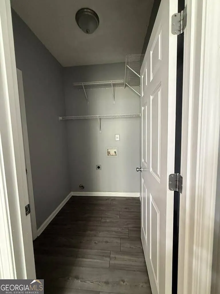 3 bed, 2.5 bath, 1440 sqft, $1,900 — Photo 3