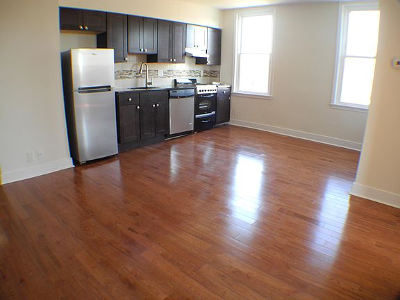 2nd image of 1200 Point Breeze Ave #302