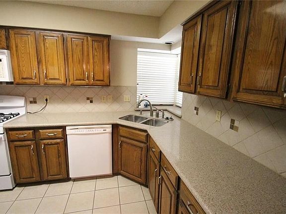 5th image of 4521 Eldorado Dr