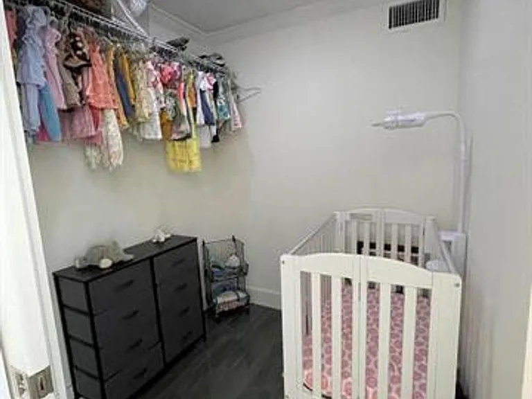 2457 Collins Ave #504 — Photo 6