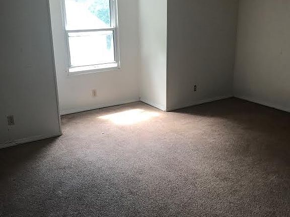 4th image of 544 5th Ave #2B