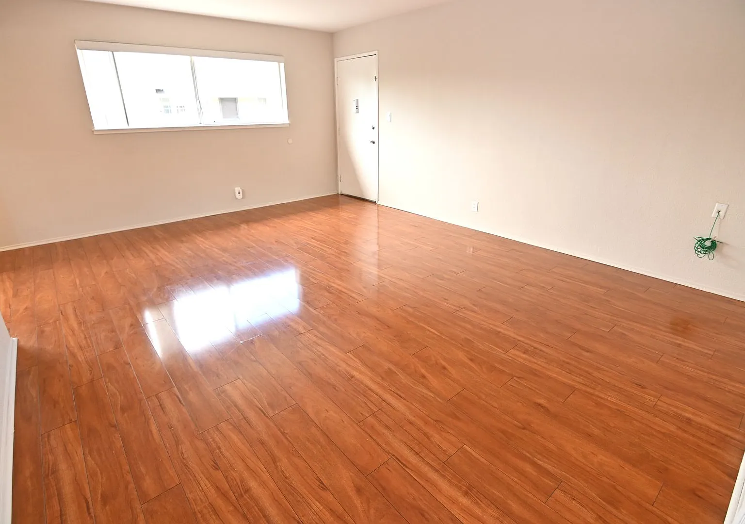 1688 De Rose Way — Photo 4