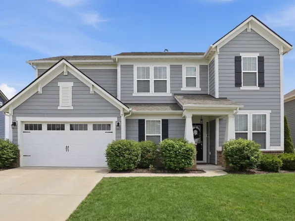 12132 Lantana Ln, Fishers, IN 46037