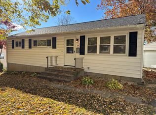 39 Bob O Link Dr, Springfield, IL 62702