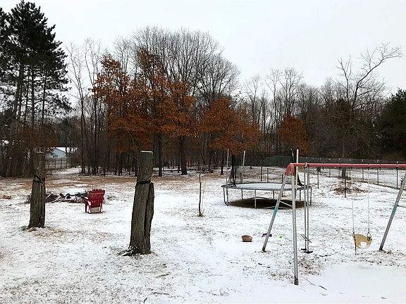 5th image of 206 River Dr