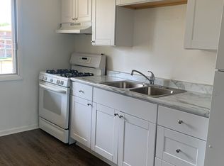 2105 Gideon Ave #7, Zion, IL 60099