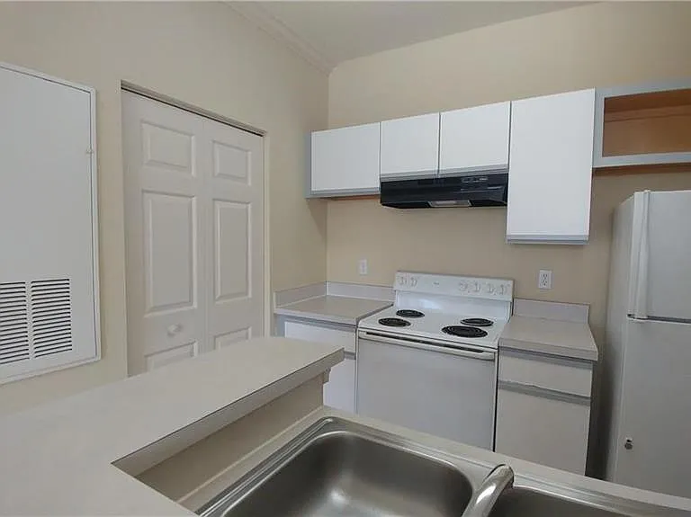 2652 Robert Trent Jones Dr #534 — Photo 3