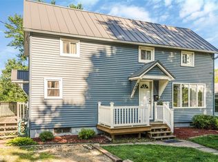 702 S Garnavillo St, Anamosa, IA 52205