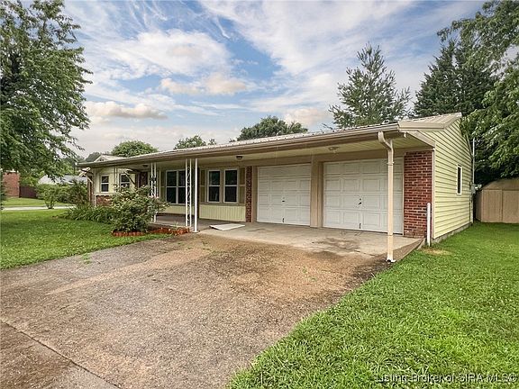 2nd image of 2150 Lombardy Drive