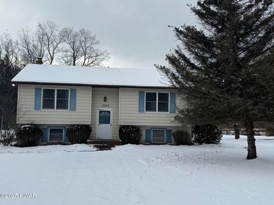 1995 Creek Dr, Waymart, PA, 18472