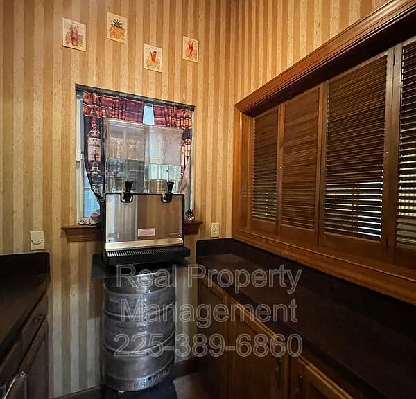 1022 Wooddale Blvd — Photo 12