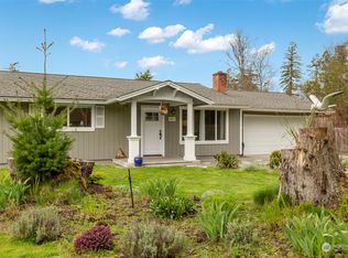 907 McPherson St, Port Townsend, WA 98368