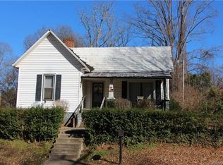 342 N Tradd St, Statesville, NC 28677