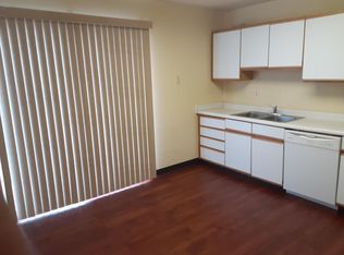 1236 W 37th Pl, Hobart, IN 46342