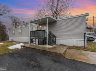 3 Olivers Park Dr, Annville, PA 17003