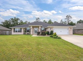 5196 Gaineswood Dr, Milton, FL 32583