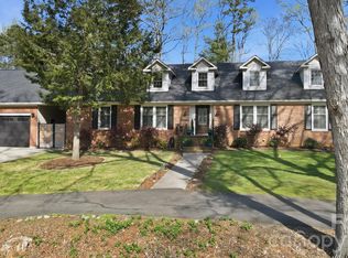 6123 Lake Providence Ln, Charlotte, NC