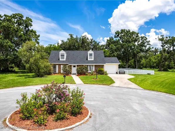 1090 Knollwood Cir, Wauchula, FL 33873