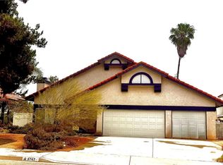 8742 Feathertop Rd, Riverside, CA 92508