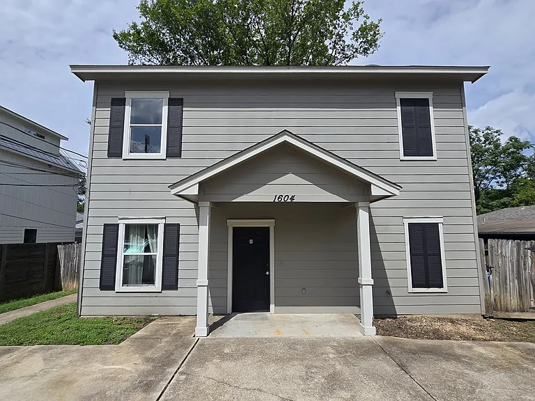 1604 Singleton Ave #B — Photo 15