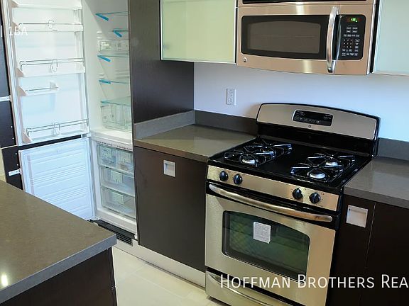 3rd image of 9100 Whitworth Dr APT 2