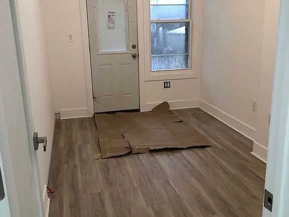 5th image of 104-25 164th St #Tom