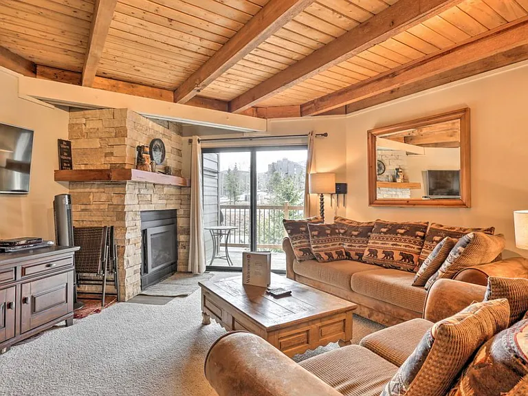 8500 Ryan Gulch Rd #H-207 — Photo 3
