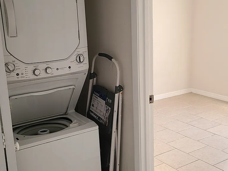 223 Fairlane Ave #223 — Photo 9