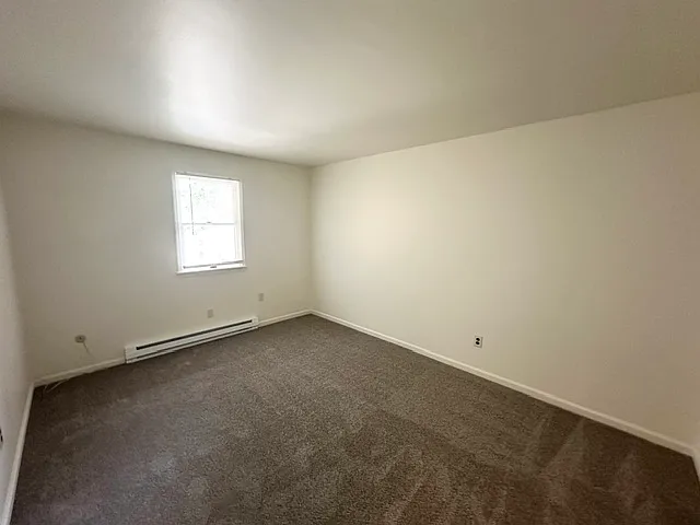 2 bed, $1,400 — Photo 4