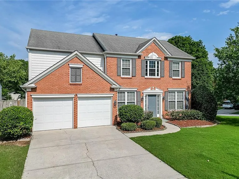 305 Leatherman Ct — Photo 2