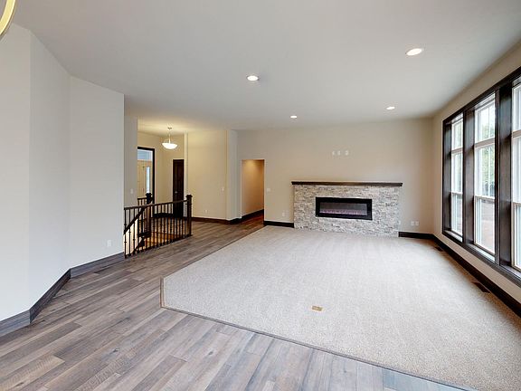 5th image of 2024 Big Bend Dr #Gukcpi