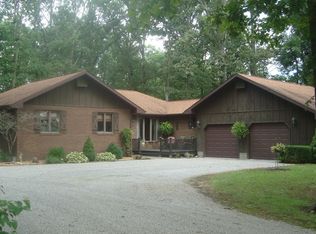 3723 S Hotze Rd, Salem, IL 62881